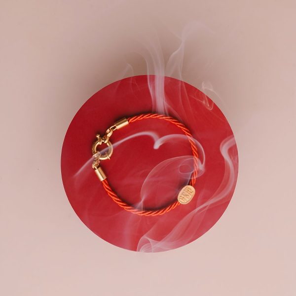 bransoletka-japonska-moneta-dobrobytu-na-czerwonym-jedwabnym-sznurku-1-1